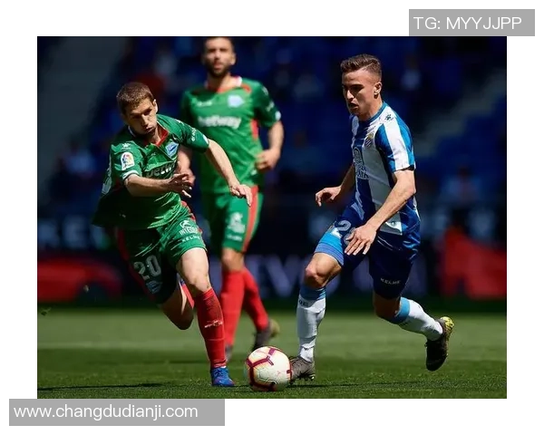 艾拉维斯与维拉利尔激战即将上演谁能在西甲赛场取得胜利